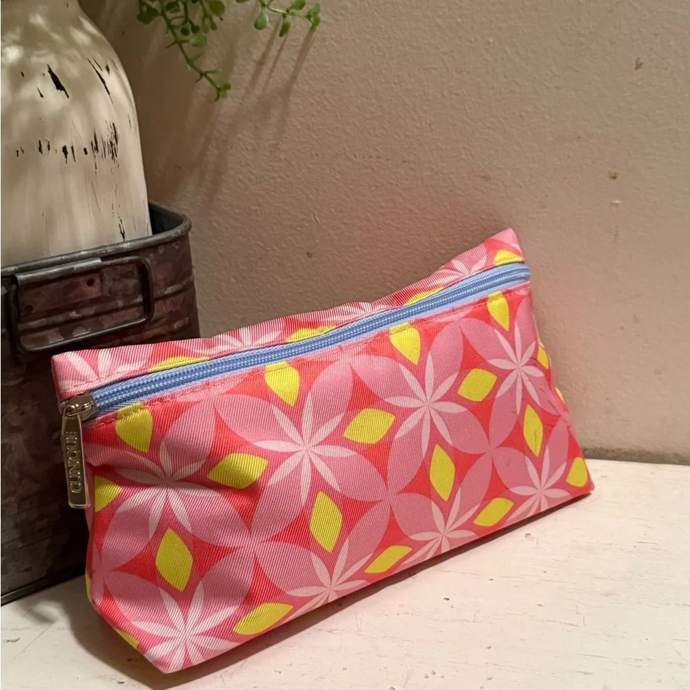 Clinique Makeup Bag Pink Flower Patterned Cosmetic Travel Mulit Bag NWOT